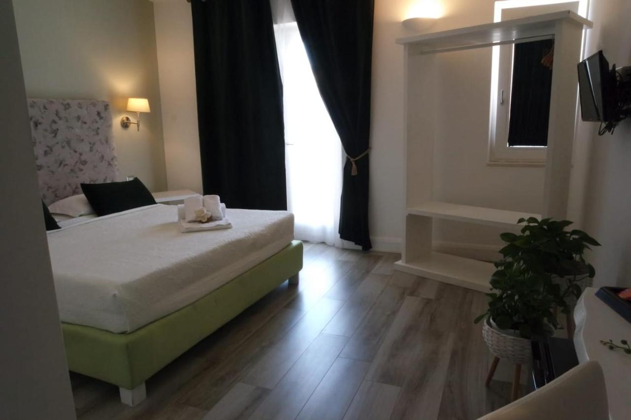 Hotel Pompei Be Green Bagian luar foto