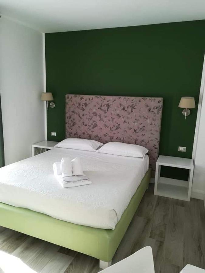 Hotel Pompei Be Green Bagian luar foto