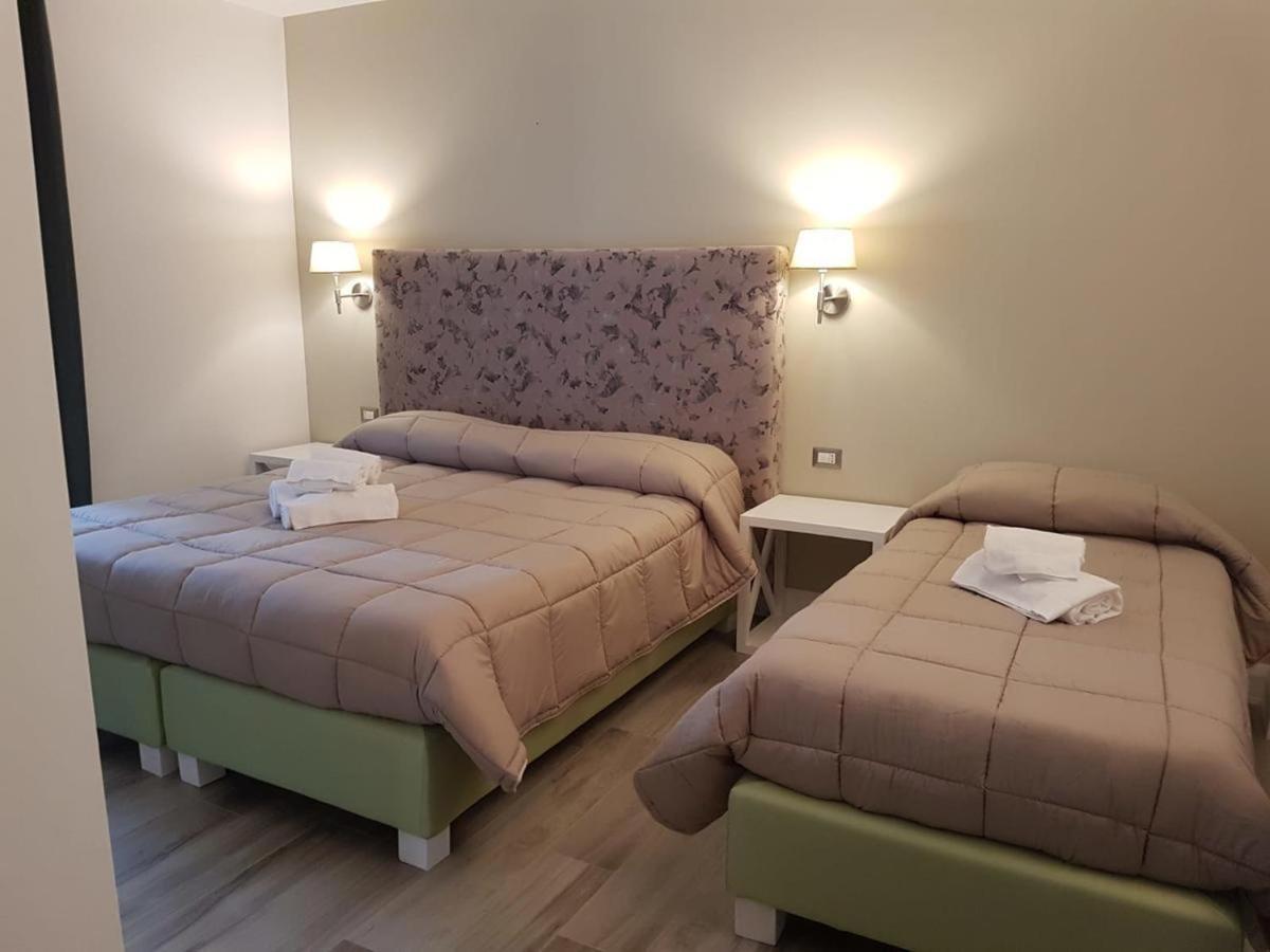 Hotel Pompei Be Green Bagian luar foto