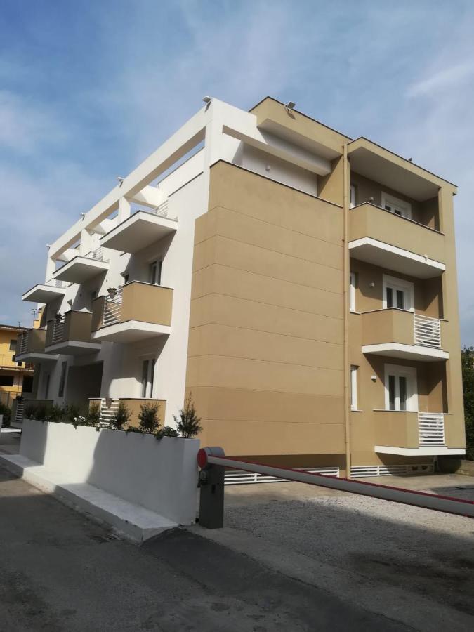Hotel Pompei Be Green Bagian luar foto