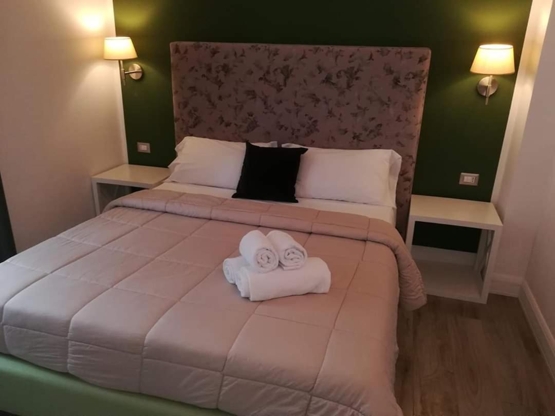 Hotel Pompei Be Green Bagian luar foto
